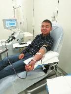 网上得知一病人家属求助 三人初二赴京献“熊猫血”