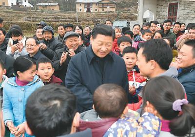  2016年2月2日，习近平在井冈山市茅坪乡神山村给乡亲们拜年。