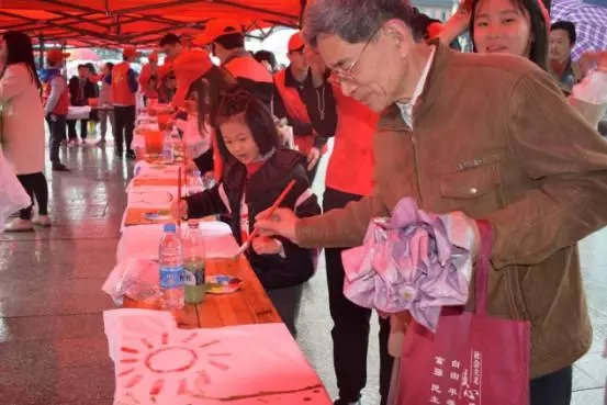 台江区举办“绿满台江”绿化倡导活动