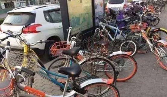 台江区志愿者倡共护单车 让文明离我们更近