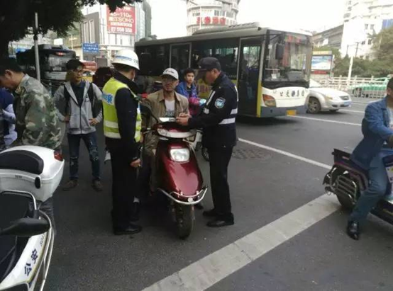 台江交警五措并举为文明城市创建保驾护航