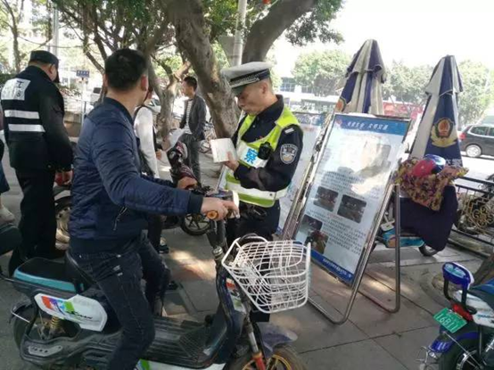 台江交警五措并举为文明城市创建保驾护航