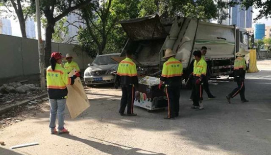 致敬高温下的劳动者 谢谢您让台江更美丽