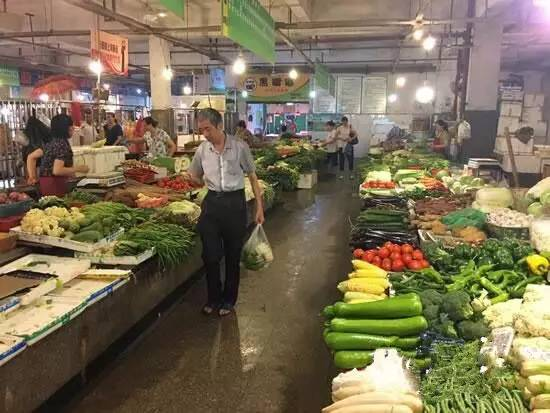 台江区推动农贸市场示范点建设工作