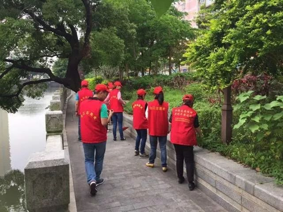 台江：爱河护河志愿者在行动