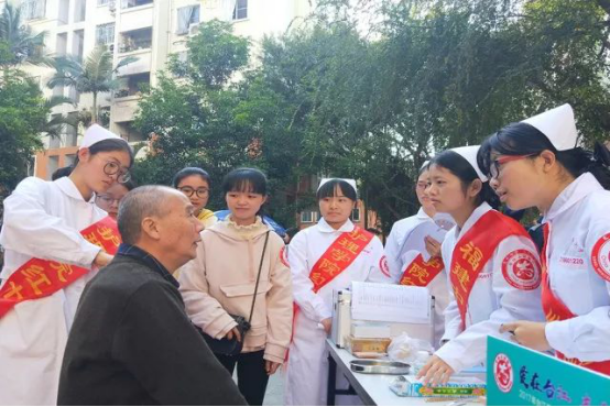 台江国际志愿者日主题活动精彩纷呈 处处闪耀"志愿红"