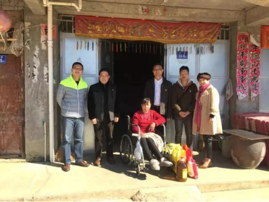 文明单位齐上阵　志愿扶贫争先锋