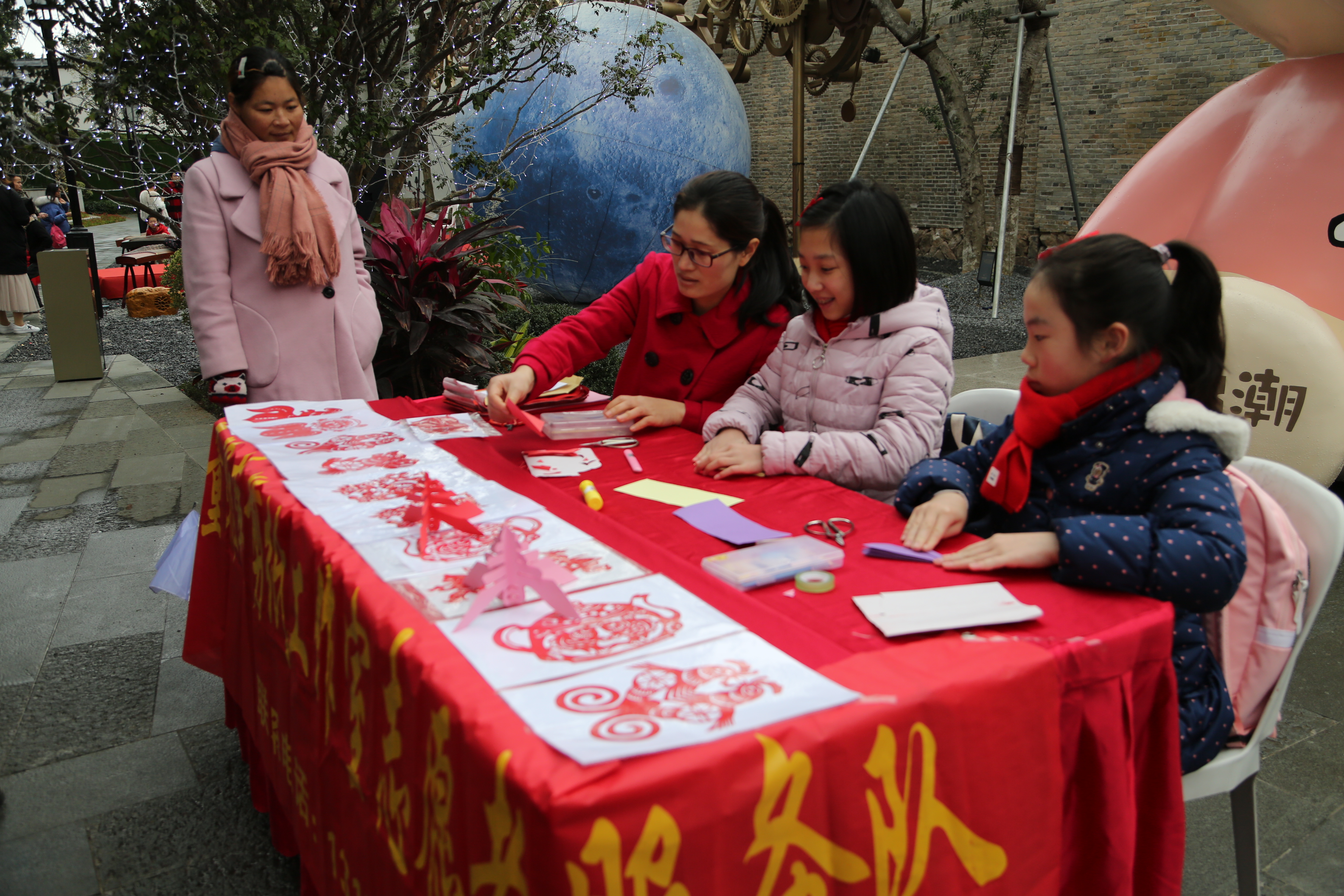 台江：多彩活动迎新春 全民共度文明年