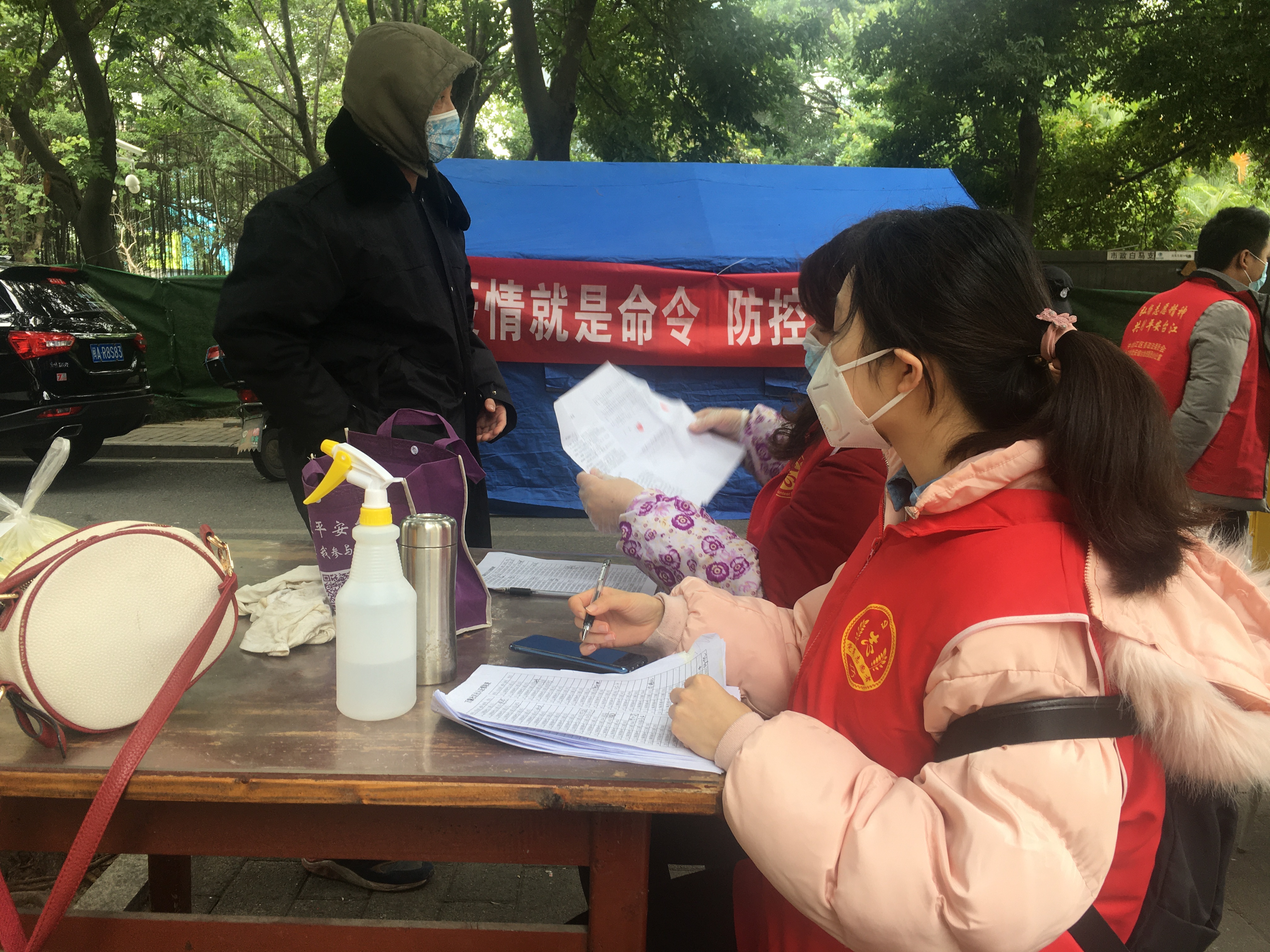 台江：文明单位携手同行 形式多样防控疫情